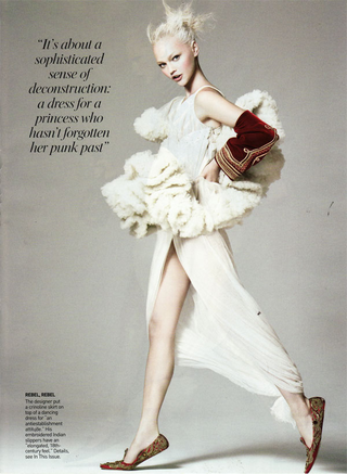 Illustration for article titled September Vogue: Last Ladymag Standing (And Jumping)